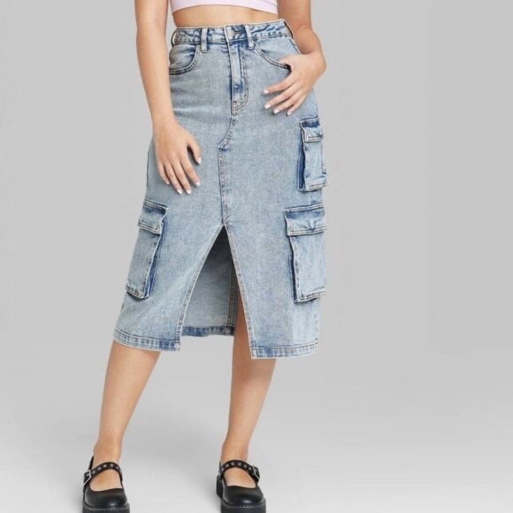 NEW Wild Fable Denim Cargo Midi Skirt, Medium Light Wash NWT | Y2K, Streetwear